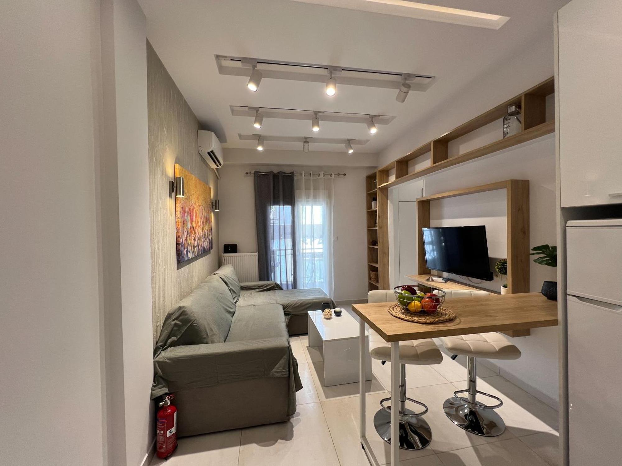 P Deluxe Suites 7 Thessaloniki Exterior foto